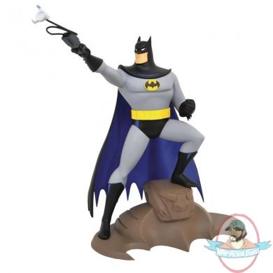 DC Gallery Batman (Grappling Gun) Statue Batman The Animated Series