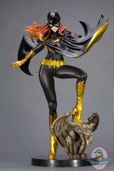 DC Batgirl Bishoujo Statue Black Costume Version by Kotobukiya
