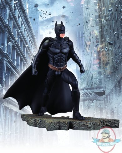 Dark Knight Rises Batman 1/12 Scale Statue