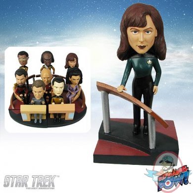 Star Trek The Next Generation Doctor Crusher Bridge Deluxe Bobble Head