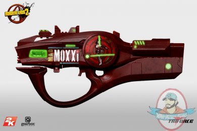 Borderlands 2: Miss Moxxi's Bad Touch Full Scale Replica Triforce