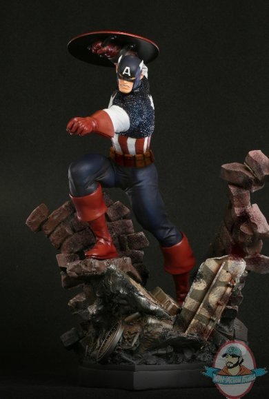 Captain America Action Statue by Bowen Designs