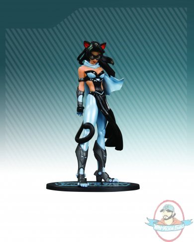 Ame Comi Catwoman V.2 Blue Suit Variant Pvc Figure by DC Direct