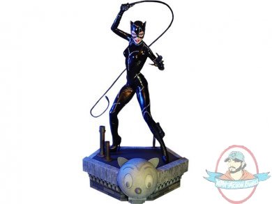 1/6 Scale Batman Returns Catwoman Maquette by Tweeterhead