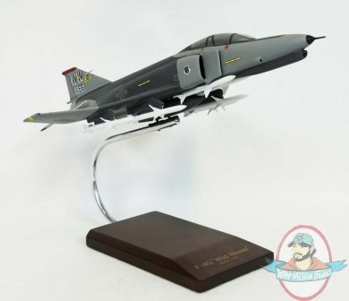 F-4G Phantom USAF Wild Weasel 1/48 Scale Model CF004AWWT Toys & Models