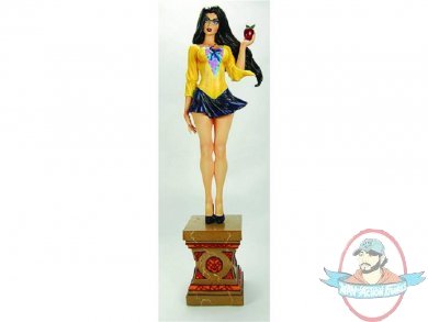 Grimm Fairy Tales Snow White 15" Statue Ruby Edition CS Moore Studio