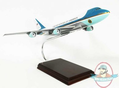 VC-25 - 747 'Air Force One' 1/144 Scale Model CVC25 by Toys & Models 