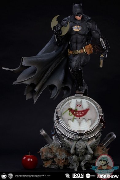 Batman Black Edition Prime Scale Statue Iron Studios 903039