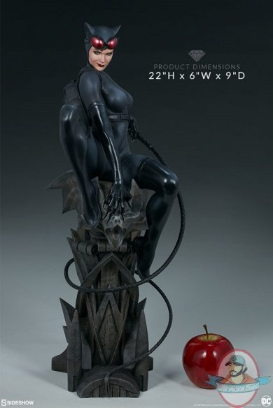 DC Comics Catwoman Premium Format Figure Sideshow 300678