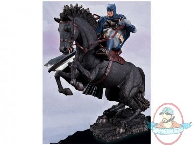 Batman: The Dark Knight Returns A Call to Arms Statue Dc Collectibles