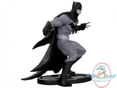 Batman Black And White Statue Greg Capullo by Dc Collectibles