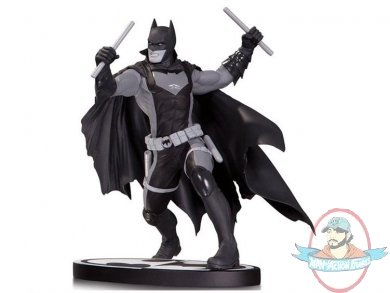 Batman Black And White Earth 2 Batman Statue Dc Collectibles
