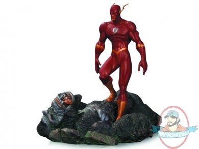 Flash Vs. Gorilla Grodd Mini Patina Statue by DC Collectibles