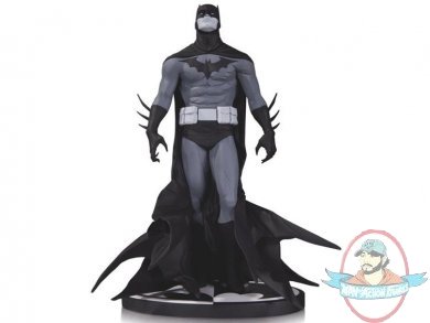 Batman Black And White Statue Jae Lee Dc Collectibles