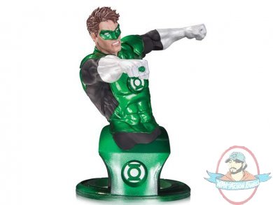 DC Comics Super Heroes Green Lantern Bust by Dc Collecibles
