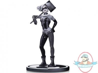 Batman Black And White Harley Quinn Statue Lee Bermejo Dc Collectibles