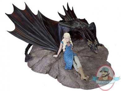 Game of Thrones Daenerys With Drogon Statuette by Dark Horse