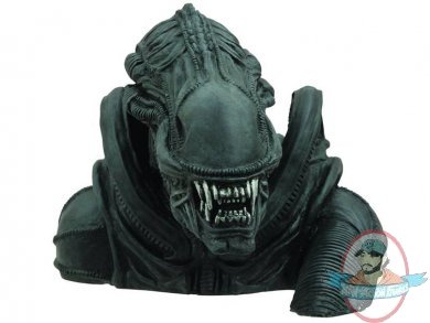 Aliens Alien 8 inch Vinyl Bust Bank by Diamond Select