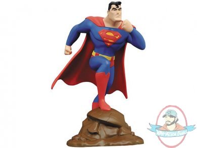 DC Superman Animated Gallery Figure 9 inch Superman by Diamond Select