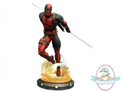 Marvel Gallery Statue Deadpool by Diamond Select