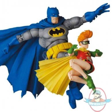 Batman Dark Knight Returns Batman (Blue Ver.) & Robin Figure Set Mafex
