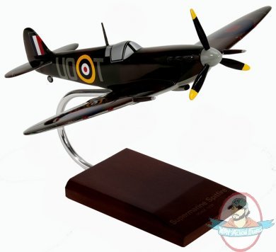 Supermarine Spitfire 1/32 Scale Model FBS5T by Toys & Models