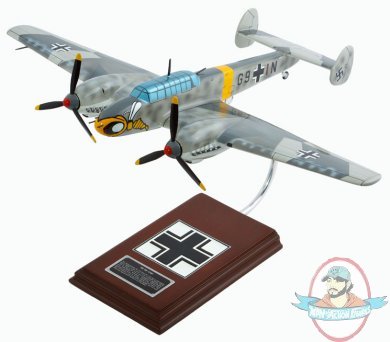Messerschmitt Me -110 (BF-110) 1/32 Scale Model FGM110TE Toys & Models