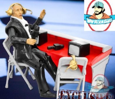Deluxe Wrestling Figure Commentators Playset with Announcer figure