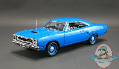 1:18 1970 Plymouth Road Runner - Corporate Blue Diecast by Greenlight