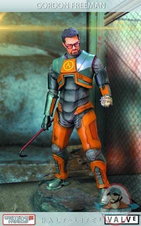 Half-Life 2 Gordon Freeman Statue by Gaming Heads