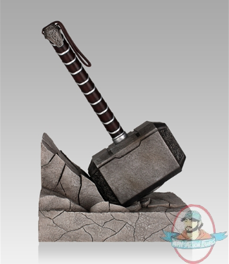 NEW IN BOX Marvel Comics Thor Mjolnir Hammer Bookend Statue by Gentle Giant 