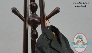 Wooden Face 1/6 Clothes Tree / Coat Hanger (Dark Brown)
