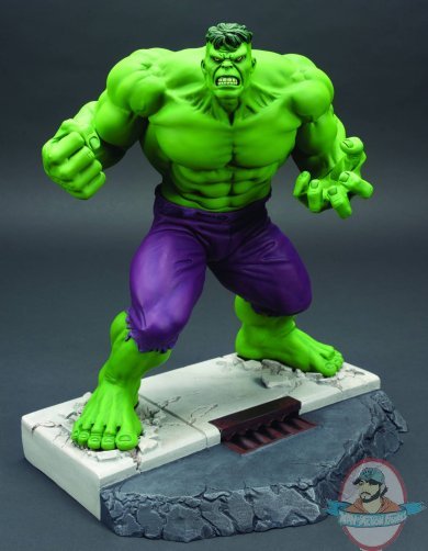 Marvel Collection The Incredible Hulk 14 inch Statue by Hard Hero JC