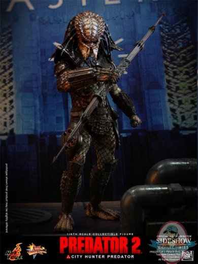 Predator 2 City Hunter Predator Sixth Scale Figure by Hot Toys