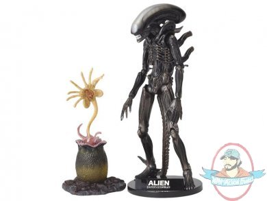 Sci-Fi Revoltech #001 Alien Action Figure Kaiyodo