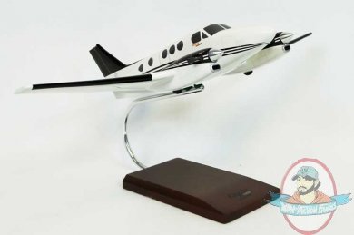 C-90 King Air 1/32 Scale Model KC90KATR by Toys & Models