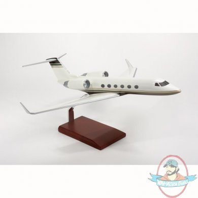 Gulfstream IV 1/48 Scale Model KG4TR by Toys & Models
