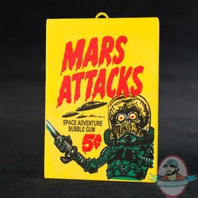 Mars Attacks Topps Ornament by Gentle Giant