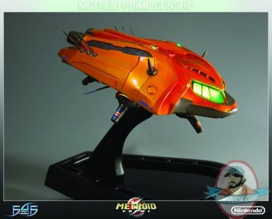 Metroid Prime Orange Gunship Statue