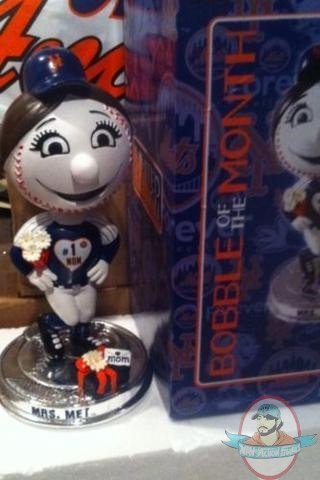 Mrs Met Mascot New York Mets May BobbleHead Of Month Mother's Day