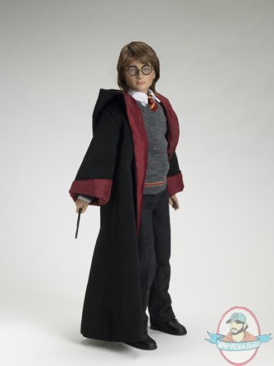 Harry Potter at Hogwarts 17" Doll by Tonner