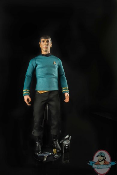 Star Trek TOS Spock 1/6 Scale Articulated  Figure STR-0069 By Qmx