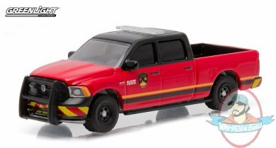 1:64 Country Roads Series 14 2014 Ram 1500 Tradesmen Greenlight