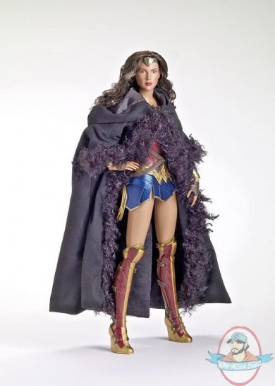 Tonner Wonder Woman Variant Doll by Tonner Doll