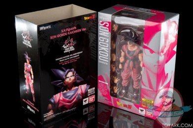 SDCC 2017 Exclusive Bandai SH Figuarts Son Goku Kaiohken Version