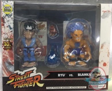 SDCC 2017 The Loyal Subjects Street Fighter Ryu vs Blanka Mini Figure