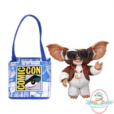 gizmo neca figure