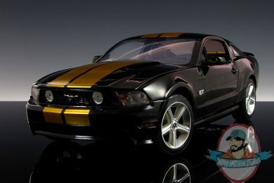 1:18 Scale 2010 Mustang Black with Gold Stripes Hertz Greenlight 1:18 Scale 2010 Mustang Black with Gold Stripes Hertz Greenlight