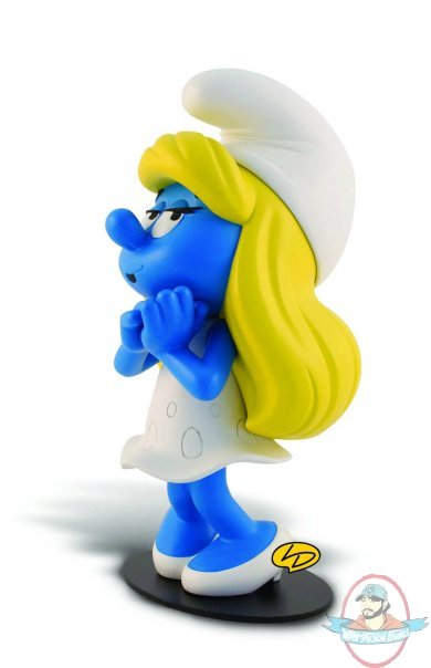 Smurfs Smurfette In Love Statue By Diamond Comic 