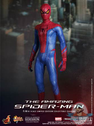 The Amazing Spider-Man Sixth Scale Figure by Hot Toys Used